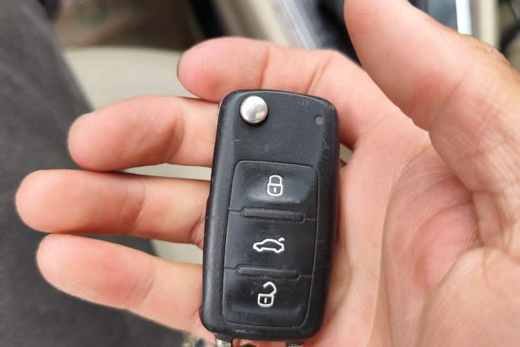 Used Volkswagen Lavida 2013 Restyled Classic 1.6L Automatic Comfort Edition Vehicle Key