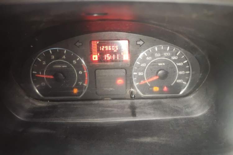 Used Wuling Rongguang 2014 1.2L S Base Model
