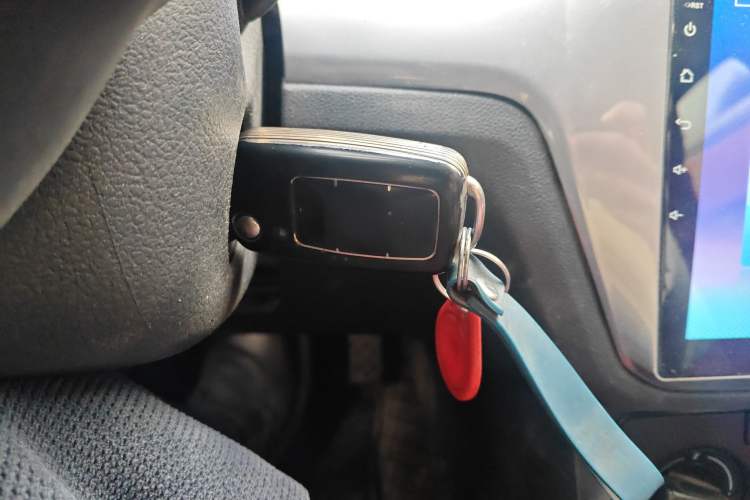 Used Volkswagen Lavida 2017 1.6L Manual Fashion Edition