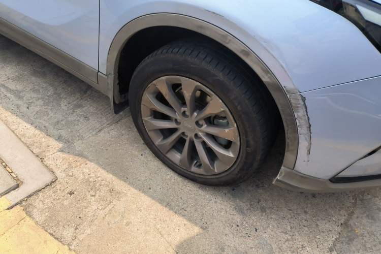 Used Geometry C 2021 C400 Cubic Edition Right Front Wheel Hub