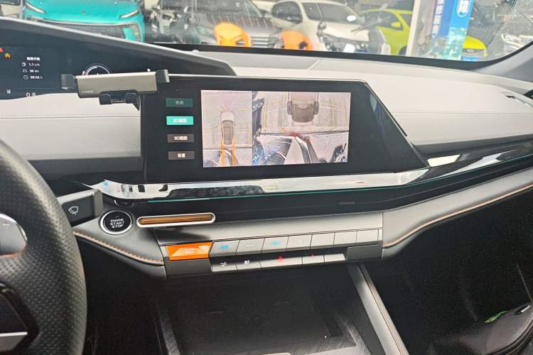 Used Changan UNI-V 2022 1.5T Prestige Version