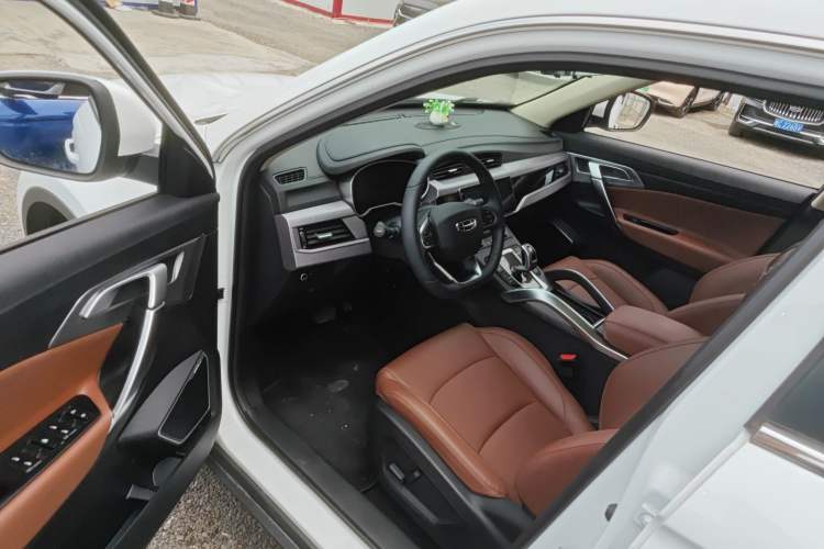 Used Geely Auto Emgrand X7 Sport 2021 1.8TD DCT Two-Wheel Drive Asian Games Edition