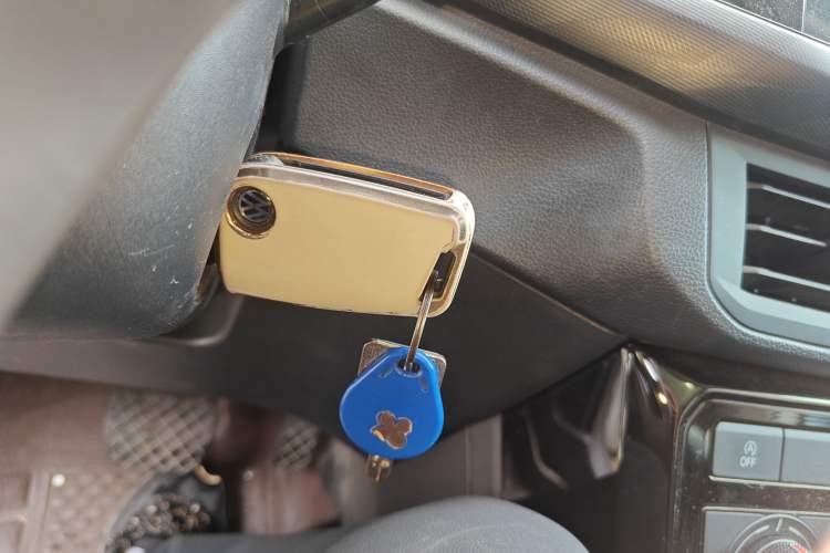 Used Volkswagen Tacqua 2020 1.5L Automatic Yue
