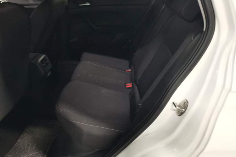 Used Volkswagen Tacqua 2020 1.5L Automatic Shang
