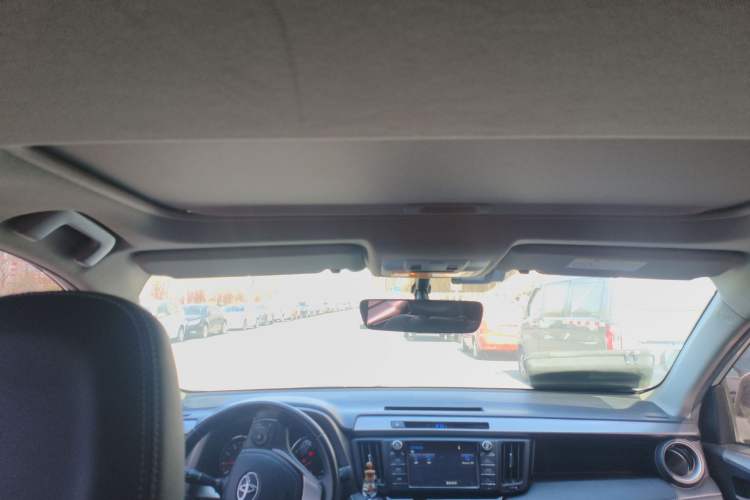 Used Toyota RAV4 2016 2.0L CVT Two-Wheel Drive Smart Edition China V Standard