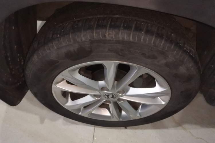 Used Dongfeng Fengon S560 2018 1.8L Manual Urban Model 7 Seats
