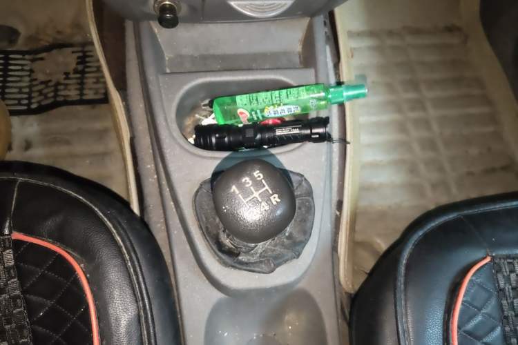 Used Wuling Hongguang 2013 1.5L Base Version Gear Lever