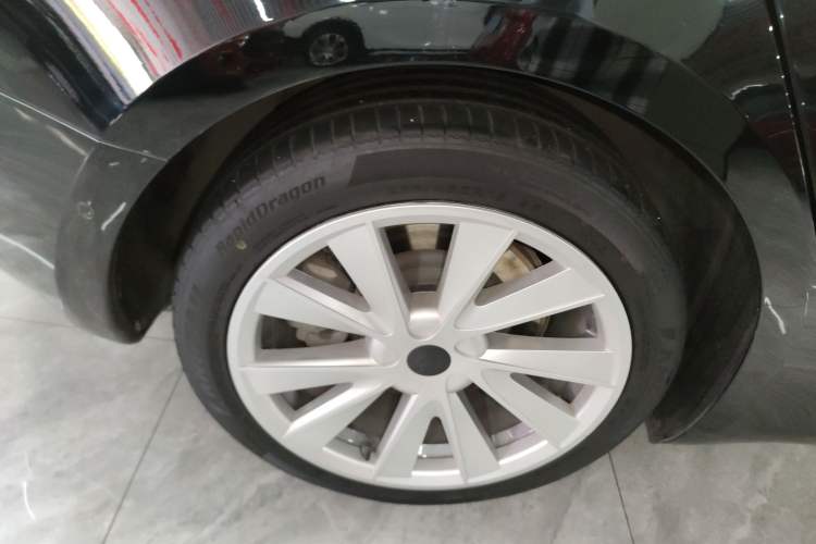 Used Tesla Model 3 2021 Standard Range Rear-Wheel Drive Upgraded Version 3D6 Right Rear Wheel Hub