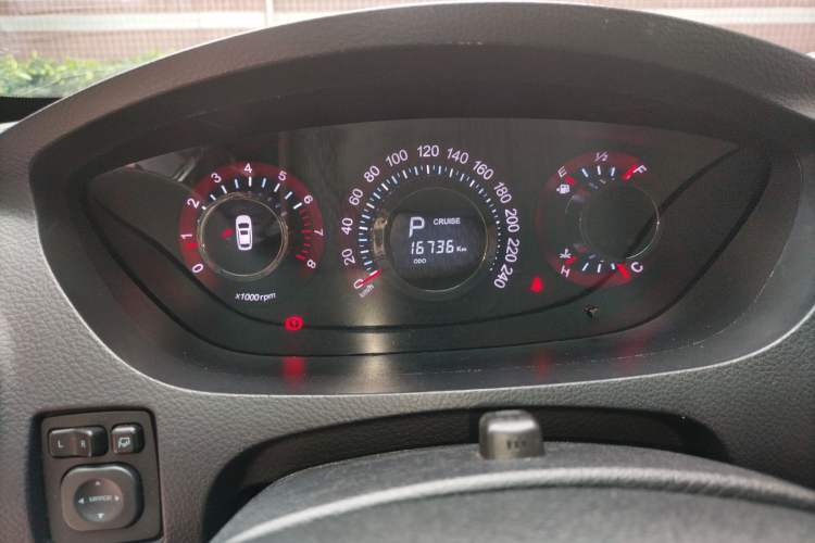 Used Luxgen Great 7 SUV 2012 Limited-Edition Sharp Model 2.2T Two-Wheel Drive Smart Version
