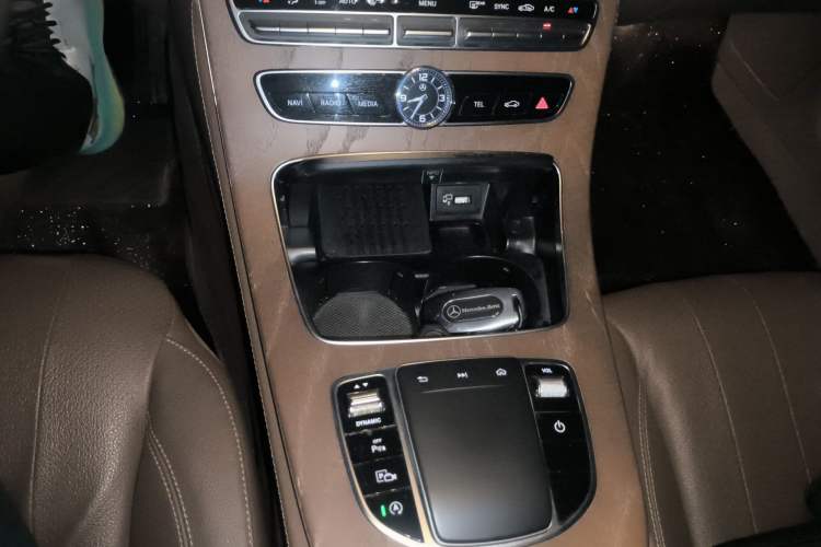 Used Mercedes-Benz E-Class 2020 E 300 L Stylish Model Gear Lever