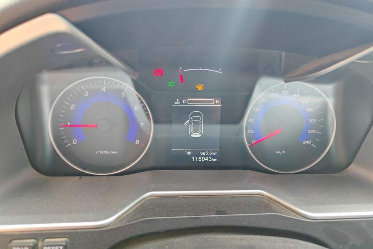 Used Geely Auto Emgrand 2016 Sedan 1.5L Manual Luxury Model