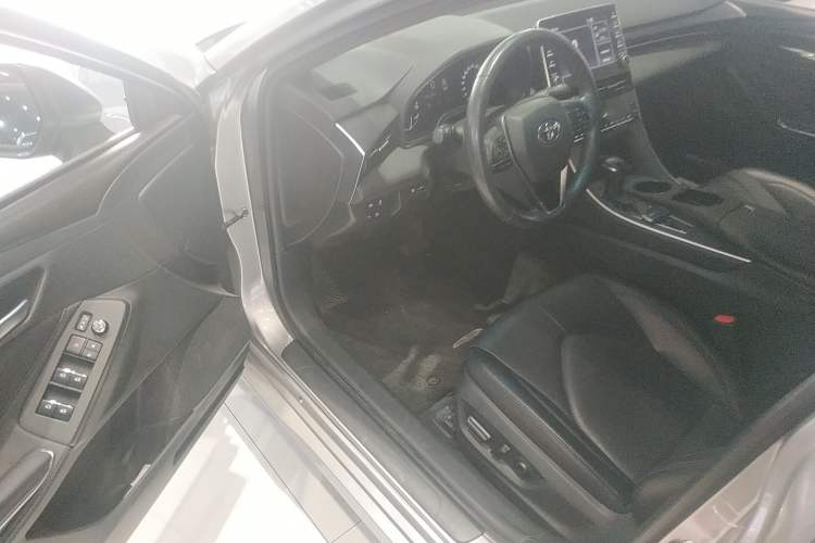 Used Toyota Avalon 2019 2.0L Luxury Edition China VI Standard