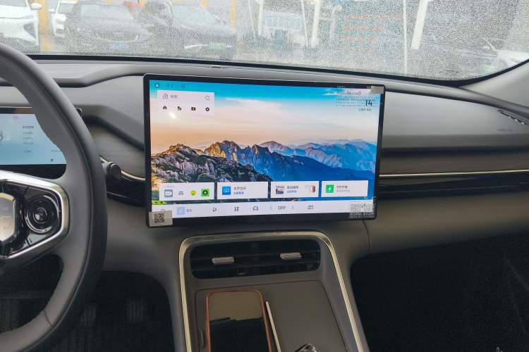 Used Geely Galaxy L6 2025 EM-i 140km Starship Edition Audio And AC Panel