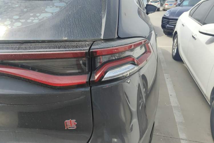 Used BYD Tang 2019 2.0T Automatic SmartConnect Luxury 7-Seater China VI Standard