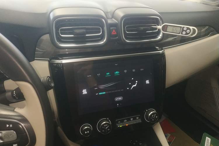 Used Lynk & Co 02 2021 2.0TD Automatic Two-Wheel Drive Zhaoshang Champion Edition Audio And AC Panel