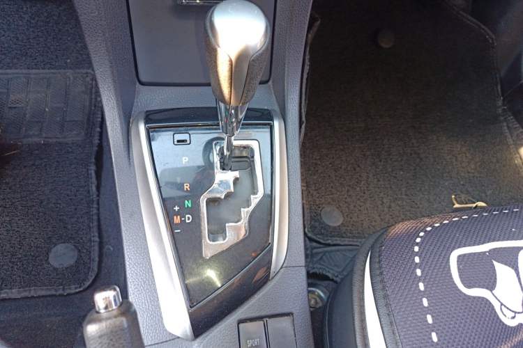 Used Toyota Corolla 2014 1.6L CVT GL Gear Lever