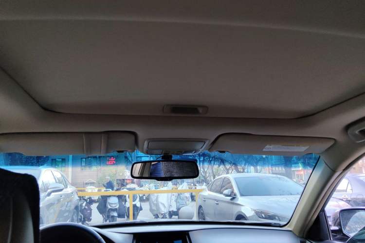 Used Honda Accord 2012 2.0L SE
