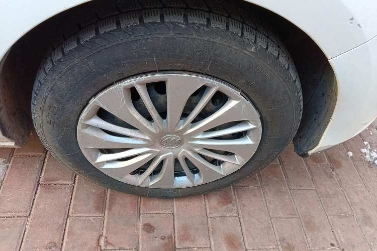 Used Buick Excelle 2020 15N CVT Elite Edition Right Front Wheel Hub