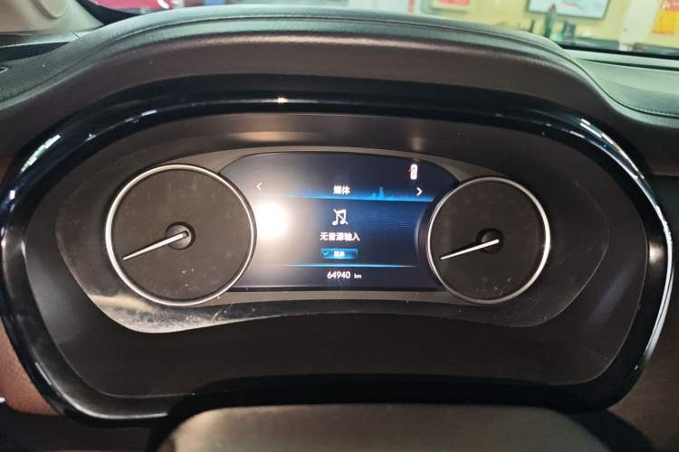 Used Buick GL8 2023 Land Executive Class Smart Enjoyment Model
