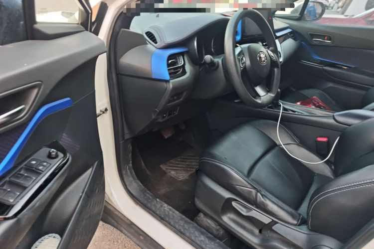 Used Toyota IZOA 2020 2.0L Enjoy Edition Driver Seat