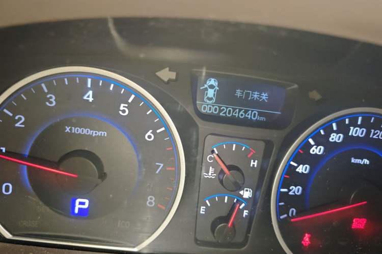 Used Hyundai Celesta 2011 1.6L Automatic Luxury Version
