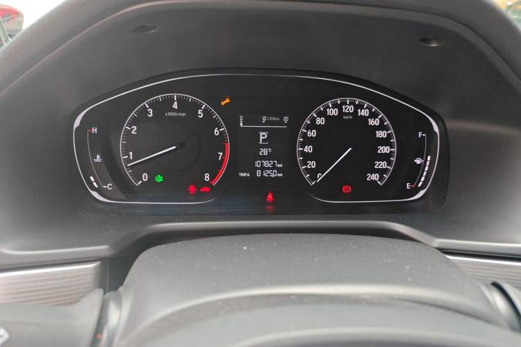 Used Honda Accord 2018 260TURBO Elite Edition China VI Odometer Close Up