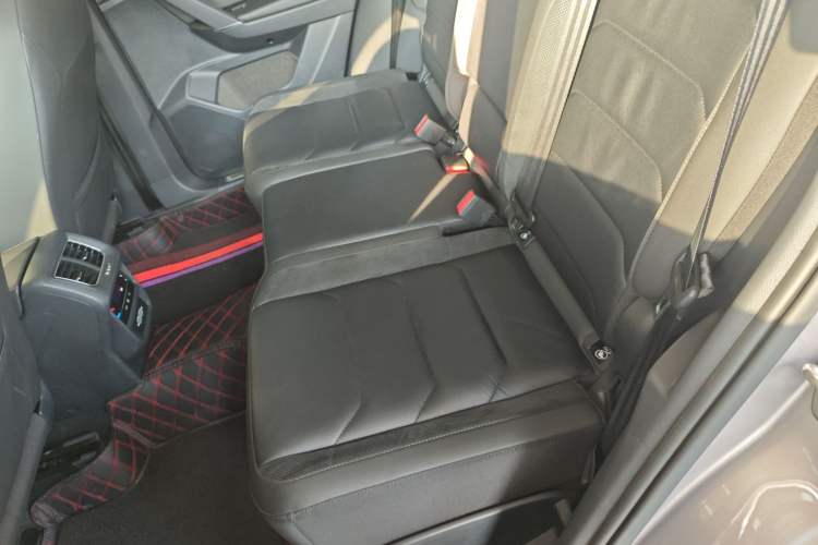 Used Volkswagen Tayron 2020 280TSI Two-Wheel Drive Luxury Connect Edition