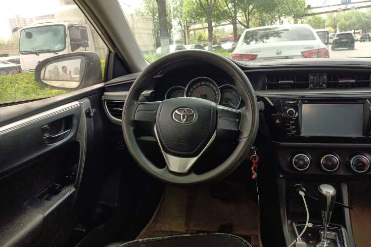 Used Toyota Levin 2014 1.6G CVT Elite Edition Steering Wheel