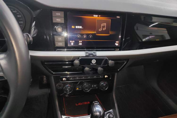 Used Volkswagen Lavida 2019 280TSI DSG Luxury Edition China VI Standard
