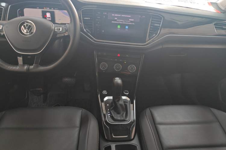 Used Volkswagen T-ROC 2022 280TSI DSG Two-Wheel Drive Elite PLUS Audio And AC Panel