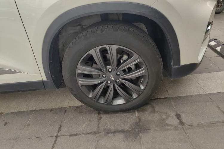 Used Chery Tiggo 8 2020 230TCI Automatic Fashion Edition Right Front Wheel Hub