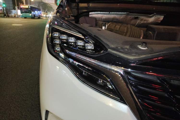 Used Buick GL8 2021 ES Landtrek 653T Comfort Edition
