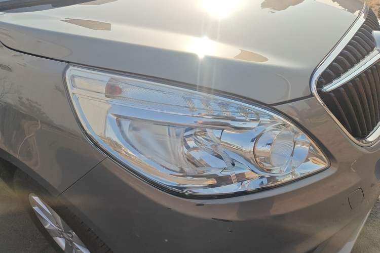 Used Buick GL8 2018 28T Comfort Model China VI Standard