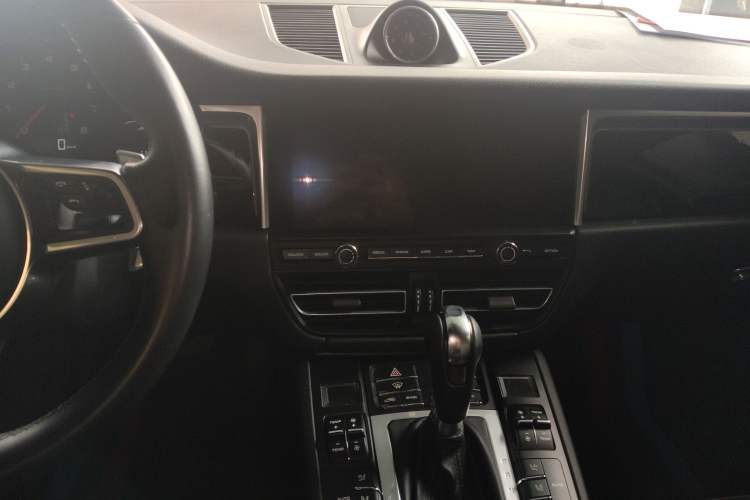 Used Porsche Macan 2020 Macan 2.0T