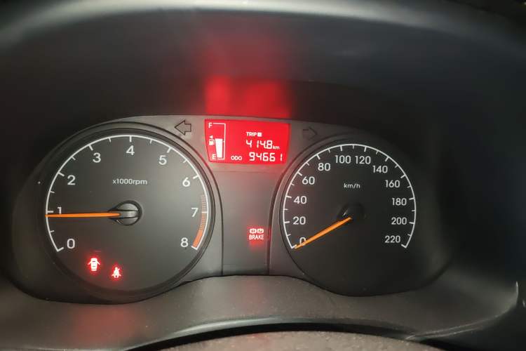 Used Hyundai Verna (older generation) 2014 1.4L Manual Smart GLS Trim