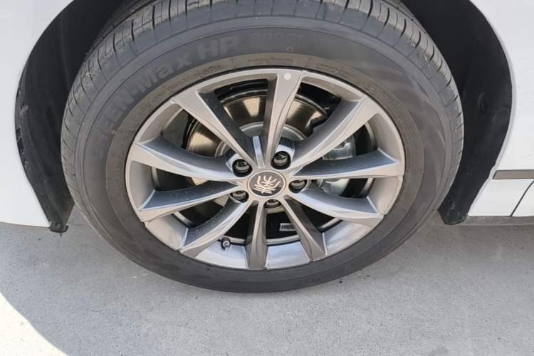 Used BYD Qin L 2025 EV 545KM Beyond Version Left Front Wheel Hub