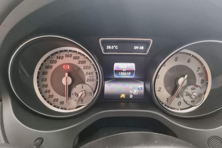 Used Mercedes-Benz GLA 2016 GLA 200 Sport Edition Instrument Cluster