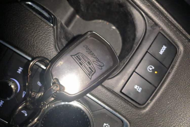 Used Cadillac XT4 2021 28T Two-Wheel Drive Leading Version
