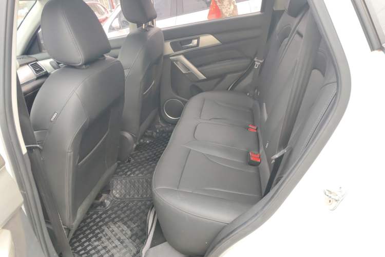 Used Haval H2 2017 Red-Label 1.5T Automatic Two-Wheel Drive Luxury Model Left Rear Seat