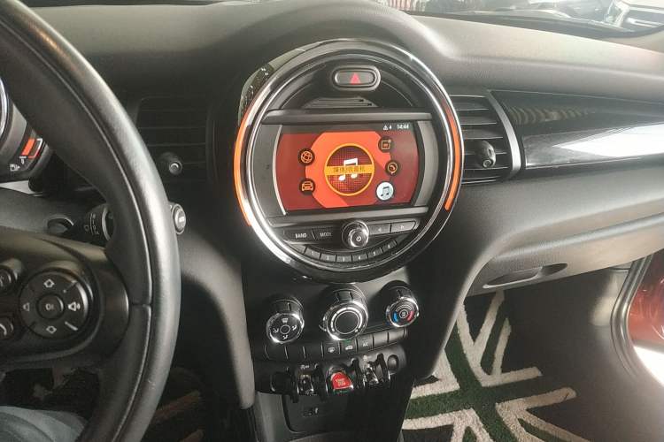 Used MINI MINI 2019 1.5T ONE PLUS
