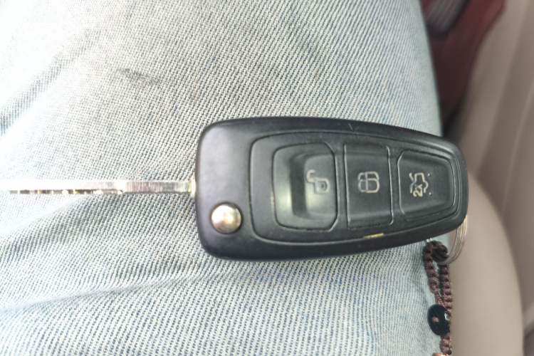 Used Ford Kuga 2013 2.0L GTDi Four-Wheel-Drive Elite Model
