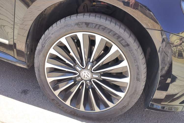 Used Volkswagen Passat 2017 330TSI DSG Prestige Edition
