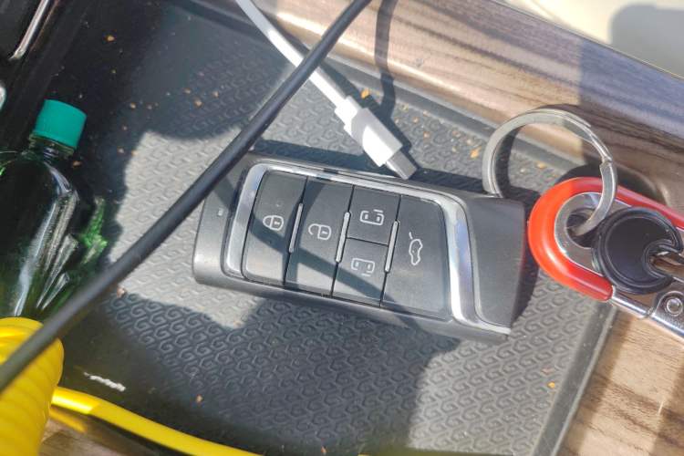 Used GAC Trumpchi M8 2018 320T Luxury Edition Vehicle Key