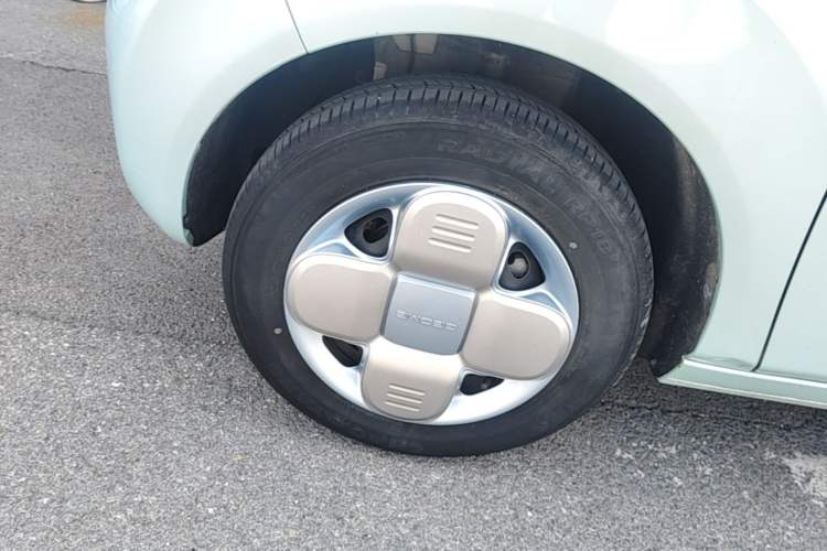 Used Geely Galaxy Panda 2023 Panda Mini 200km Endurance Bear