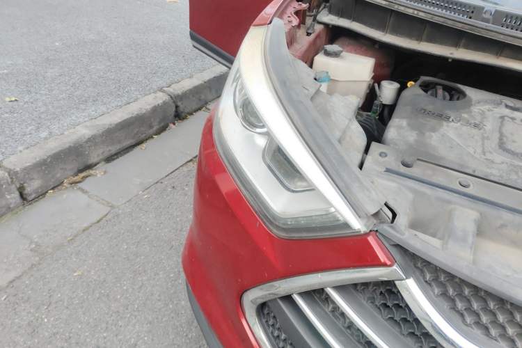 Used JAC Group Refine S3 2014 1.5L CVT Luxury Smart Model Right Front Headlight