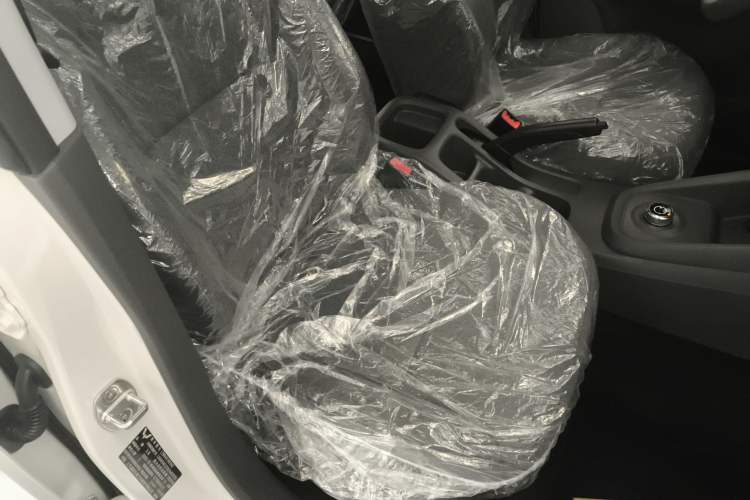 Used Wuling Hongguang New Energy 2024 All-Electric Model 300KM Practical Version
