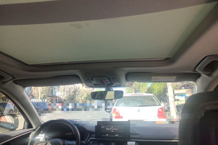 Used Audi A4L 2022 40 TFSI Luxury Dynamic Model Headliner