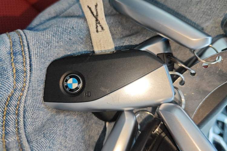 Used BMW 2 Series 2025 225L M Sport Package Vehicle Key