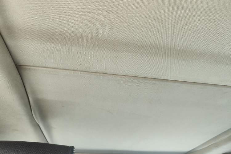 Used Kia Carens 2013 2.0L 7-Seater Automatic Comfort Edition China IV Standard