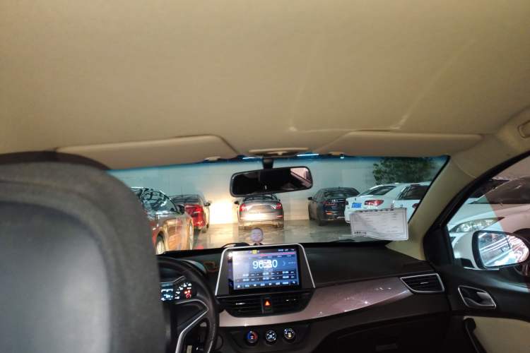 Used Baojun 310W 2017 1.5L Manual Comfort Version China V
